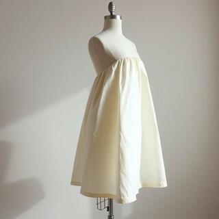 Muslin skirt test with dart marks